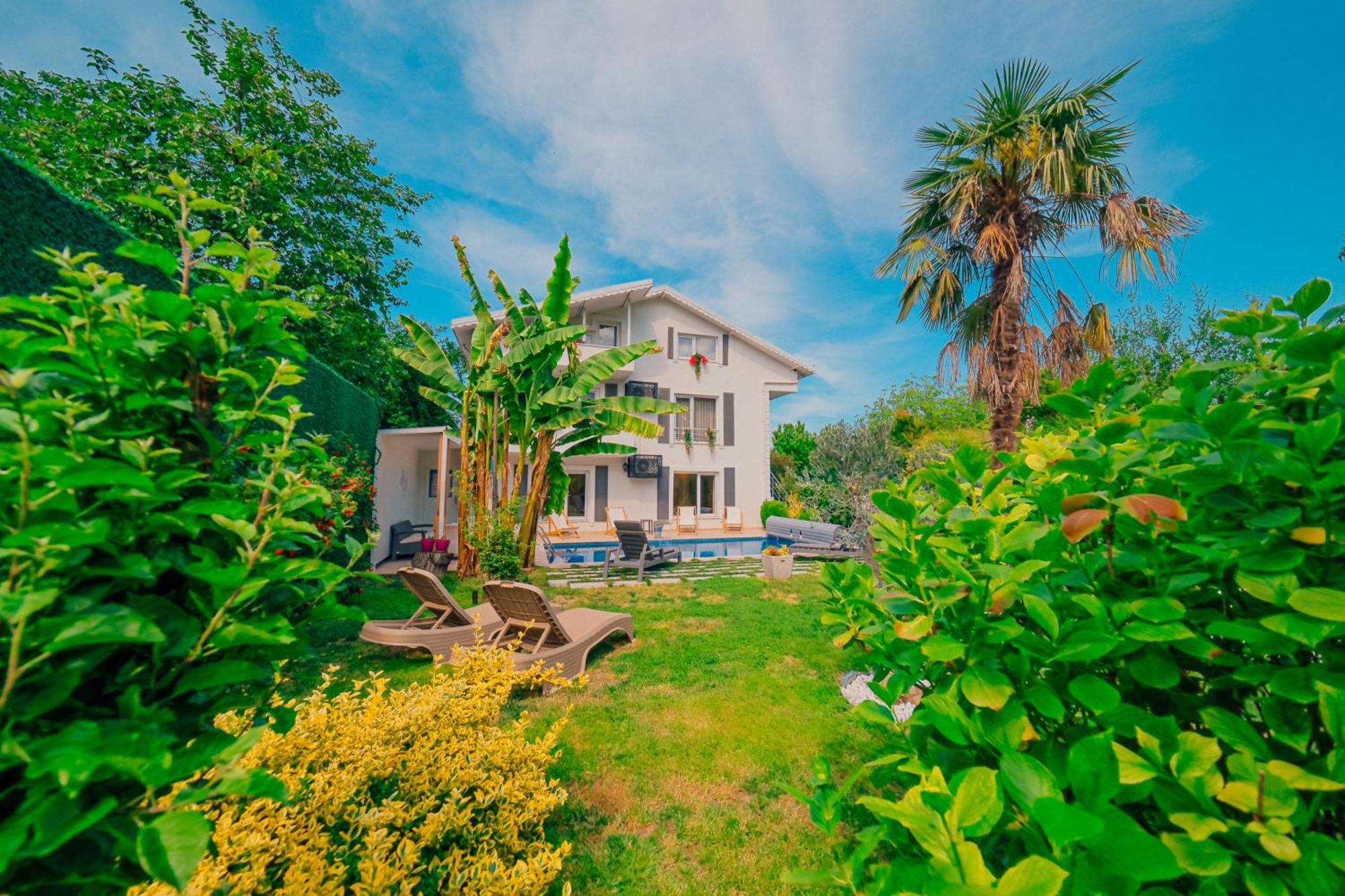 Villa Atlas Muhafazakar Havuzlu, Mustakil Genis Bahceli Sapanca Exterior foto